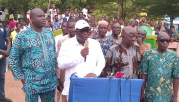 Université de Parakou : L’honorable Rachidi Gbadamassi au nom du BR met officiellement en service le jardin qu’il a offert à ce haut lieu de savoir