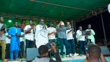 GÉANT CONCERT du MOUVEMENT LIBÉRAL : La jeunesse de Parakou en liesse avec Richard Boni OUOROU